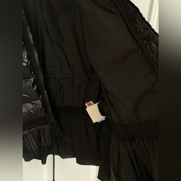 Moncler Jacket - Picture 8 of 8